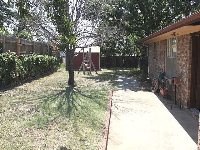 2nd image of 5911 Pleasant Hill Dr