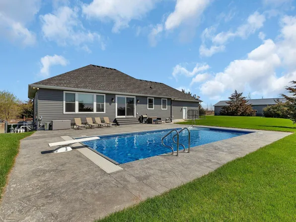 8619 State Highway 55 NW, Annandale, MN 55302