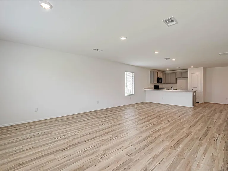 3426 Golden Amber Ct — Photo 5