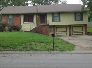 7923 N Euclid Ave, Gladstone, MO 64118