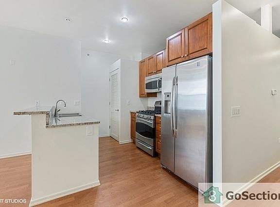 4th image of 310 S Michigan Ave Ste 1