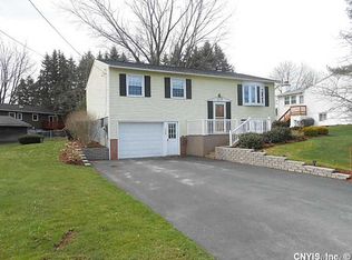 101 Walrath Dr, Chittenango, NY 13037