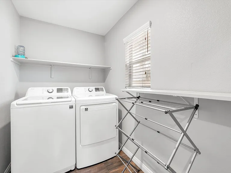 1542 Evening Spirit Ave — Photo 5