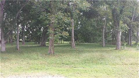 3rd image of 831 Saint Elmos Ct