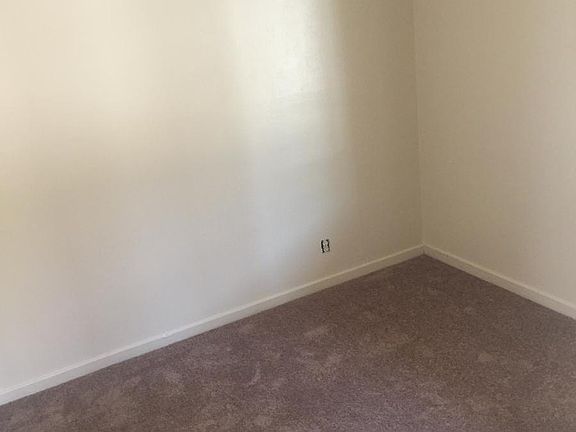 4th image of 959 Harmon Ave APT 3