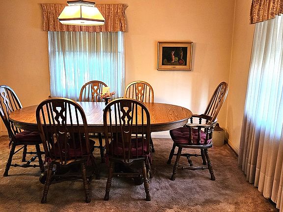 3rd image of 2543 Elder Ln