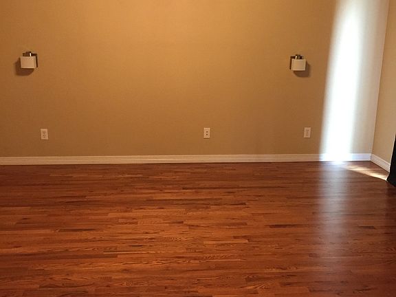 5th image of 252 Writers Way #202