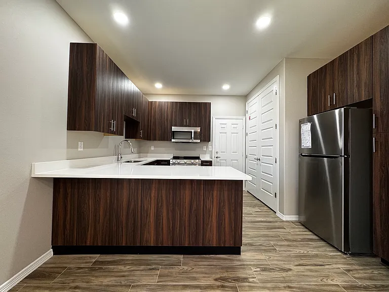 4205 La Vista Ave #4 — Photo 5