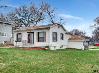 4316 Hillside St, Lincoln, NE 68506