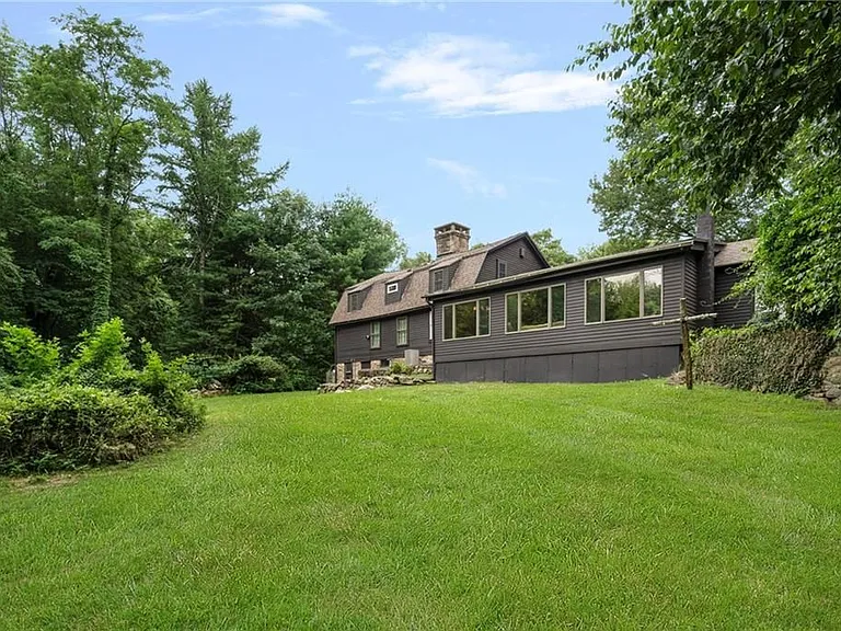 1515 South Rd — Photo 31