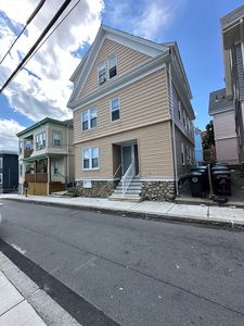 2 Park St, Salem, MA, 01970