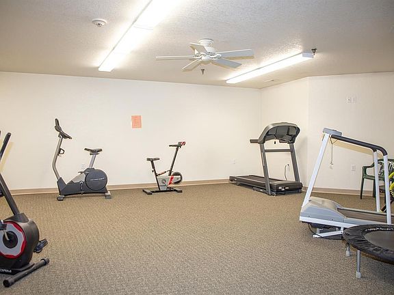 3rd image of 1412 Stone Ln APT 418