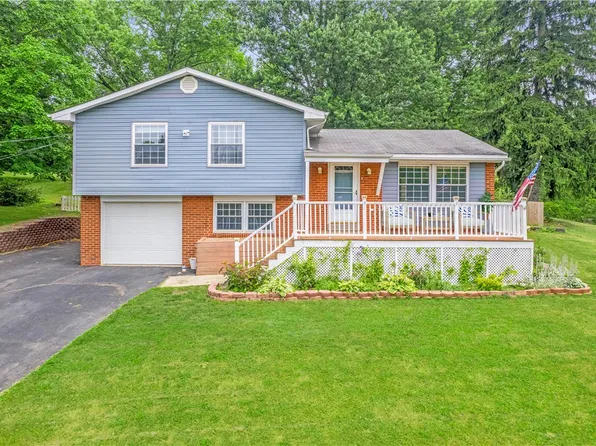110 Rose St, Baden, PA 15005