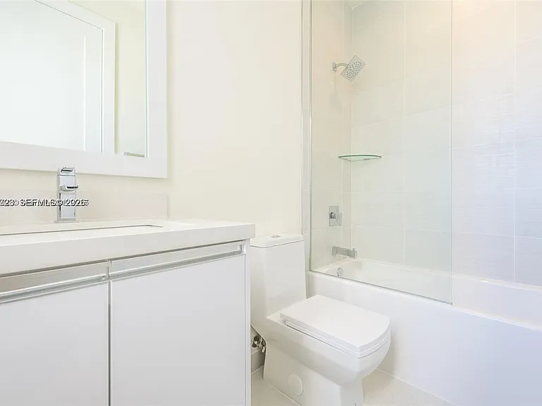 10245 NW 63rd Ter #201 — Photo 12