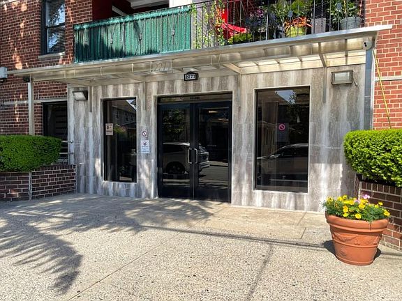2nd image of 2277 Homecrest Ave APT 7G