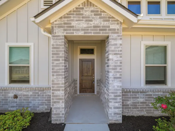 3019 Wolfpack Loop, Bryan, TX 77808