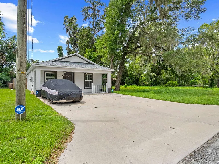 1004 NW 1st St — Photo 31