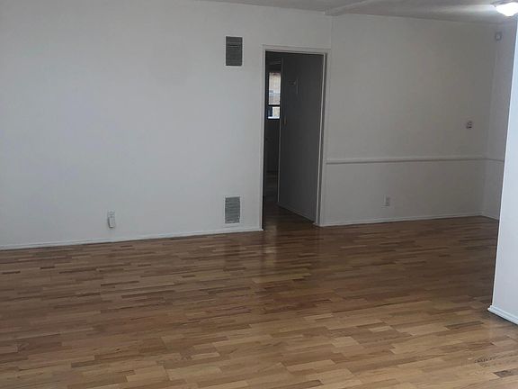 2nd image of 550 N Flores St APT 2