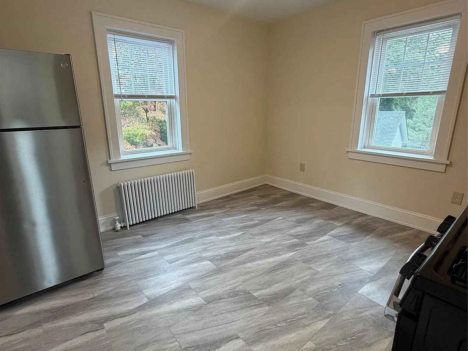Studio, 1.0 bath, 800 sqft, $1,800 — Photo 3