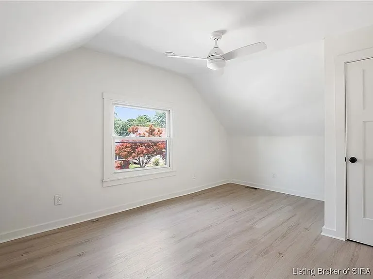 226 Sloemer Ave — Photo 9