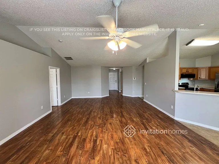 1080 SW McCoy Ave — Photo 6