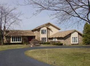56 Revere Dr, South Barrington, IL 60010