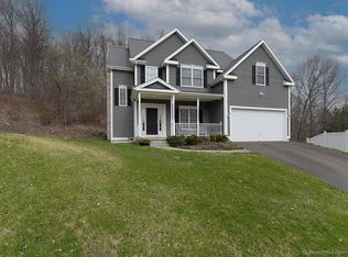 23 Curry Ln, East Hampton, CT 06424