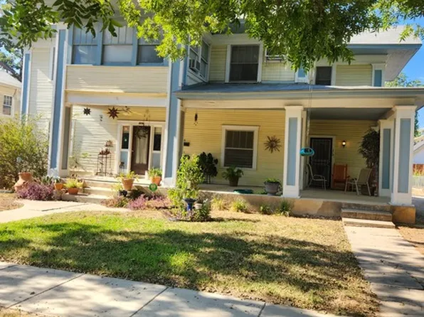 1027 W Mistletoe Ave APT 2, San Antonio, TX 78201