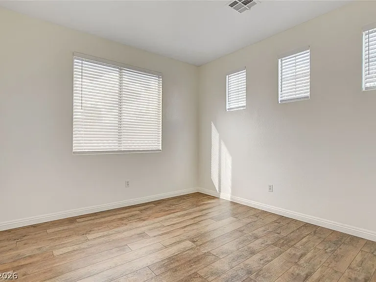 10261 Bentley Oaks Ave — Photo 39
