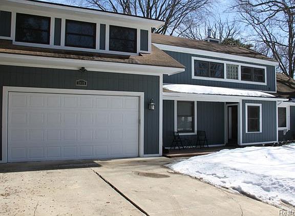 2nd image of 2415 Garland Ave