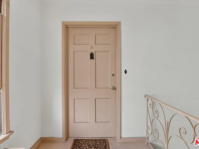 314 N Saint Andrews Pl #3 — Photo 16