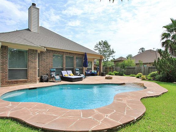 3rd image of 22121 Iron Knoll Dr