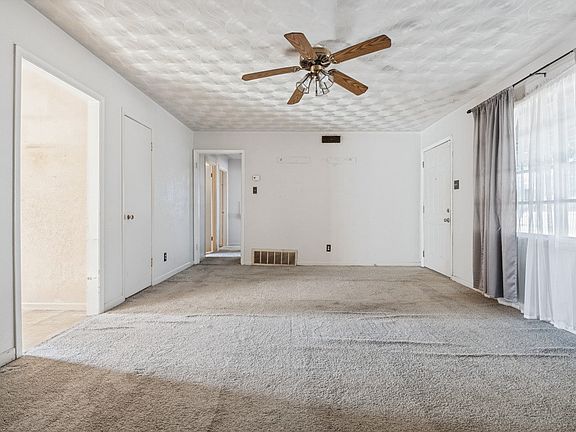 5th image of 7642 Woodspan Dr