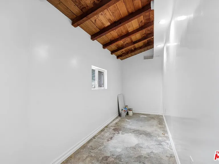 503 N Greencraig Rd — Photo 46