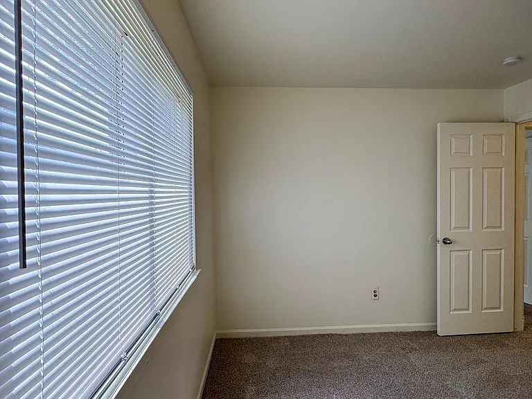 19108 E Forteen Mile Rd — Photo 18