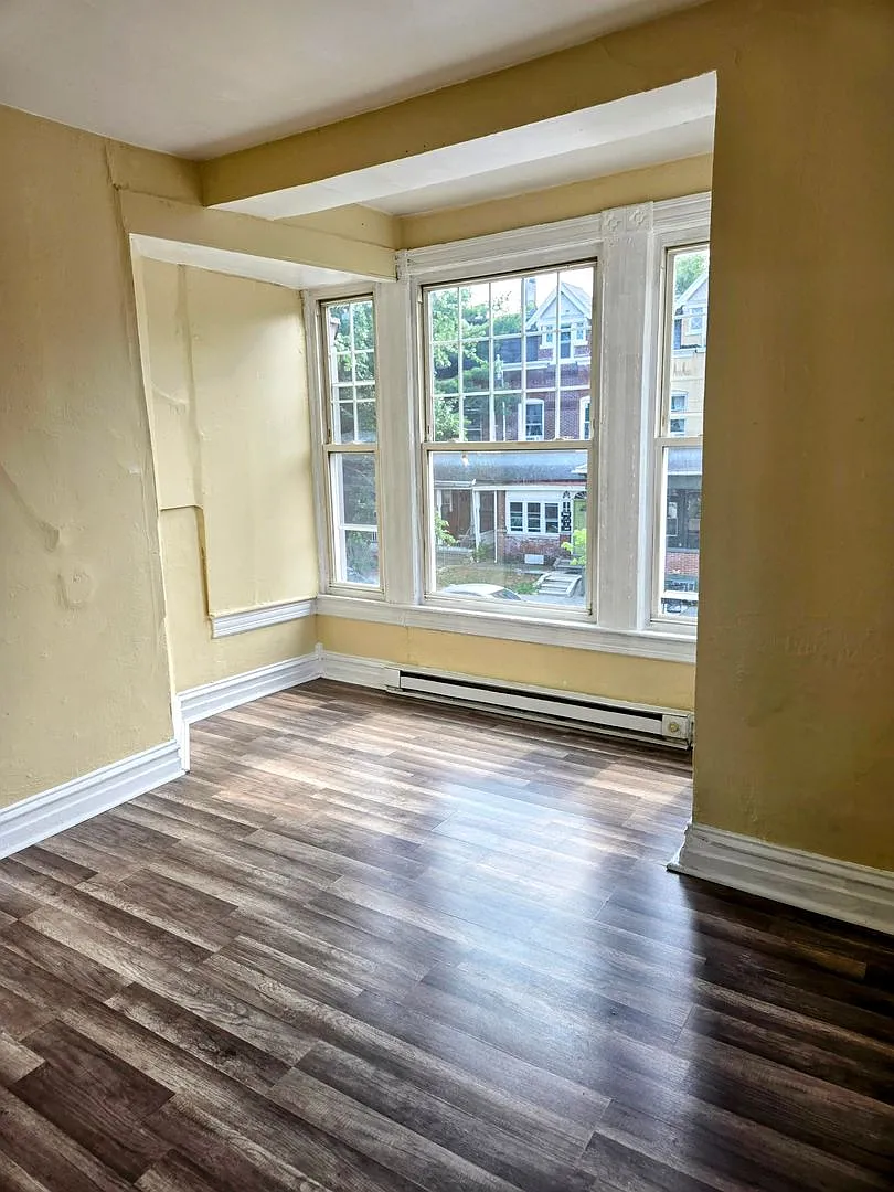 547 N. 6th Street — Photo 1