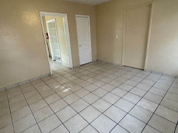3rd image of 510 Cheyenne St #11