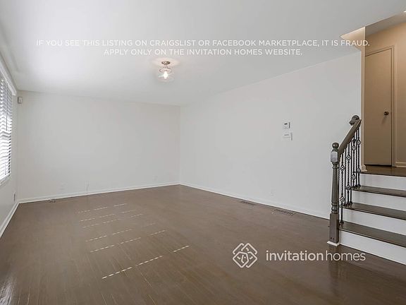 4th image of 2372 Oakridge Ct