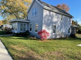 217 W Commercial St, Mazomanie, WI 53560