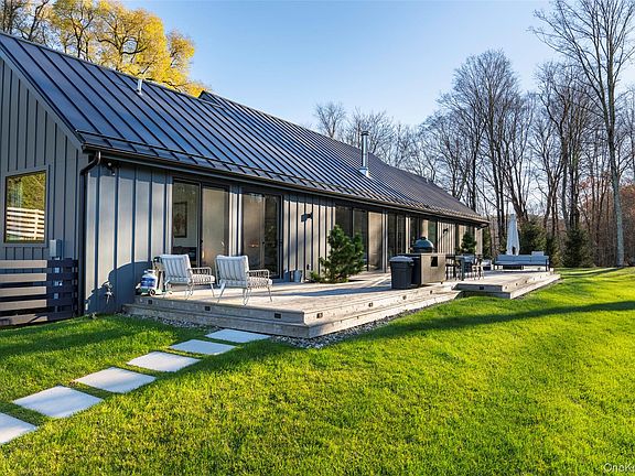 3rd image of 67 Dean Road