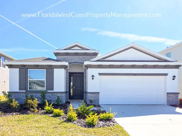 5624 Silver Moonlight Dr, Palmetto, FL 34221