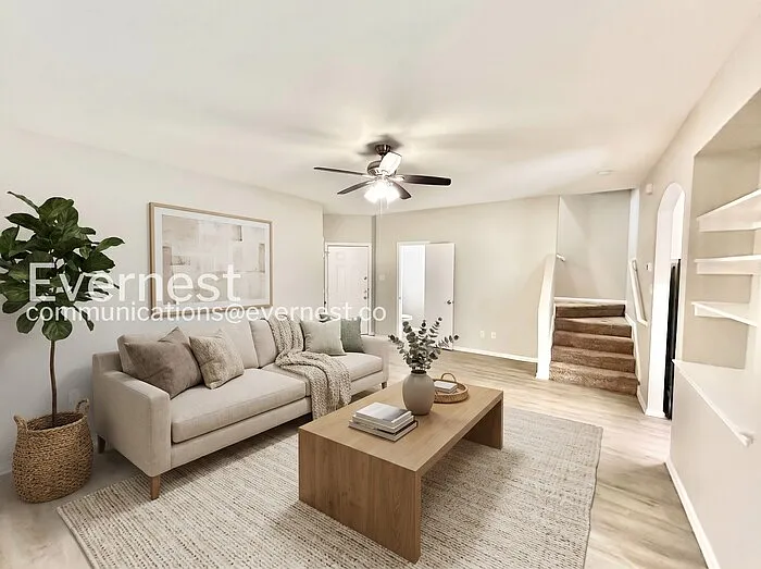 130 Creek Cove Dr — Photo 4