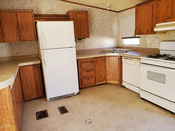 4th image of 4043 Calle Estados