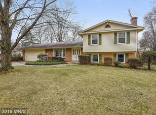 11720 Trailridge Dr, Rockville, MD 20854