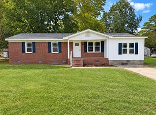 2414 Glenda St, Winterville, NC 28590