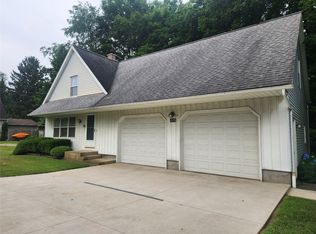 1370 Avonia Rd, Fairview, PA 16415