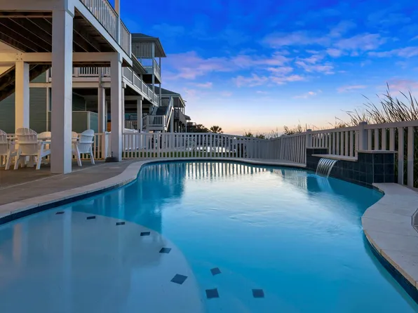 22516 Bay Point Dr, Galveston, TX 77554