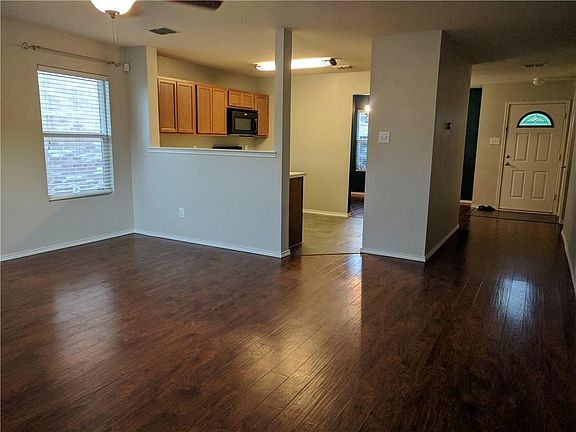 4th image of 5312 Lava Rock Dr
