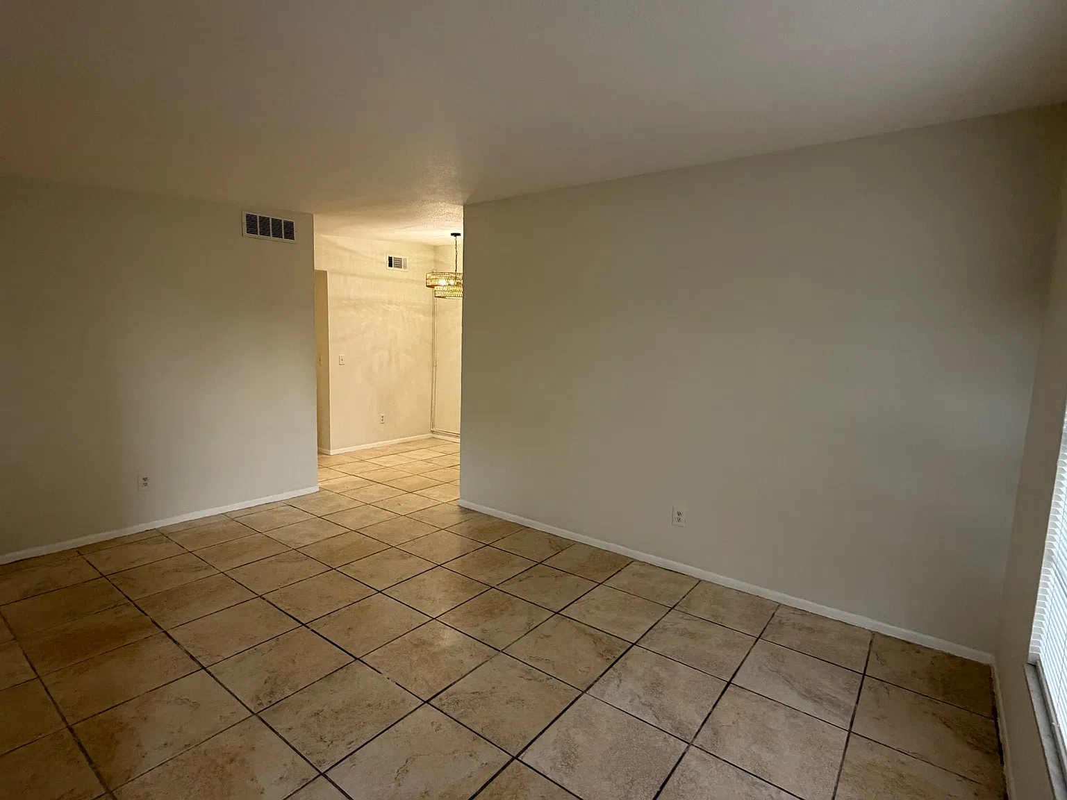 2 bed, 788 sqft, $1,375 — Photo 4