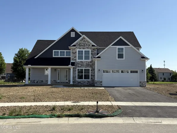 162 Barton Creek Dr, Perrysburg, OH 43551